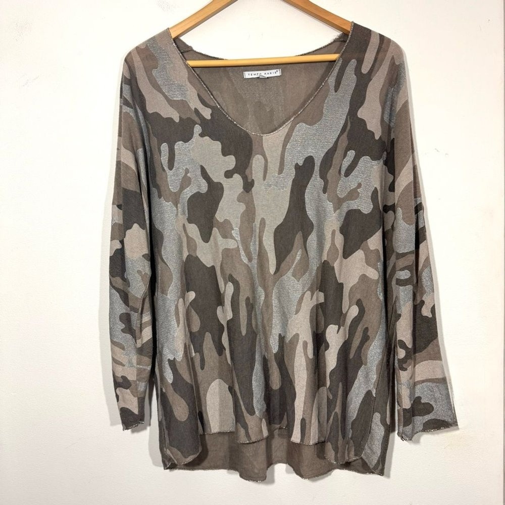 Tempo Paris Metallic Camo Knit Gray V-Neck Top S/M Oversized Lightweight